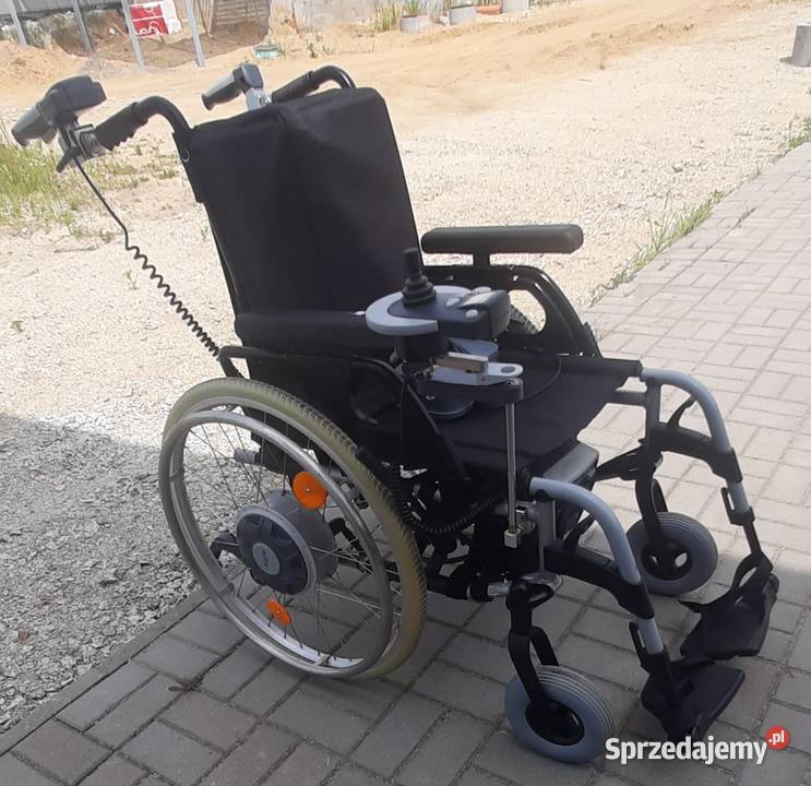 Wózek inwalidzki lekki składany z napędem różne Sprzęt rehabilitacyjny i ortopedyczny