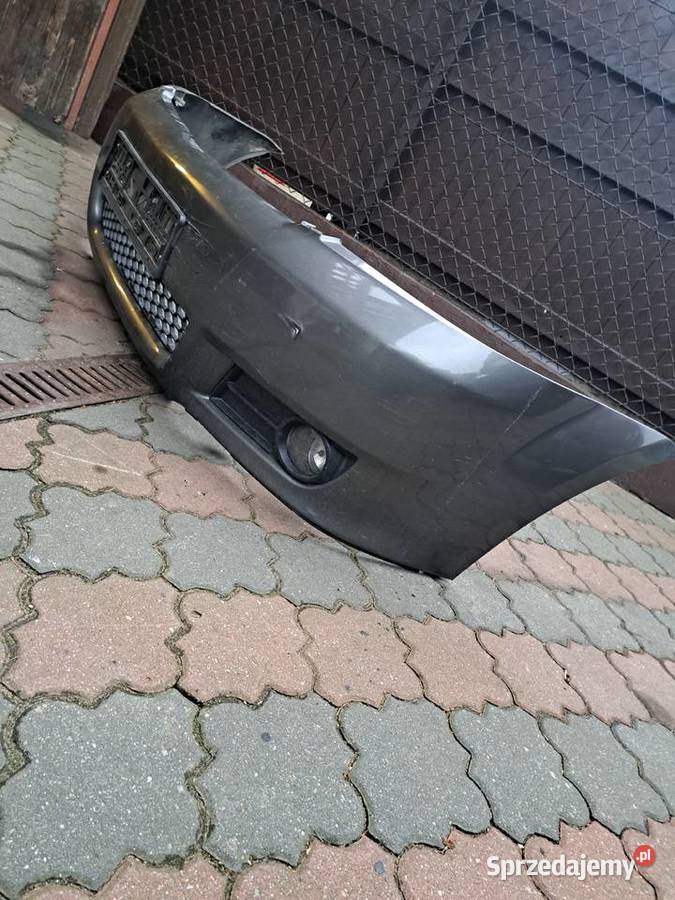 Toyota corolla verso zderzak przód Tarnów sprzedam