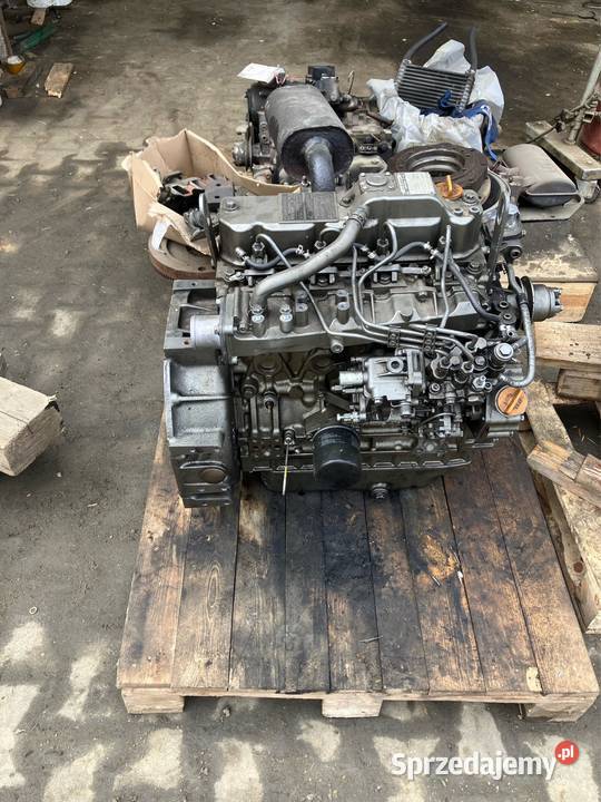 Silnik Yanmar 4TNV 88 Pozostałe Gromnik sprzedam