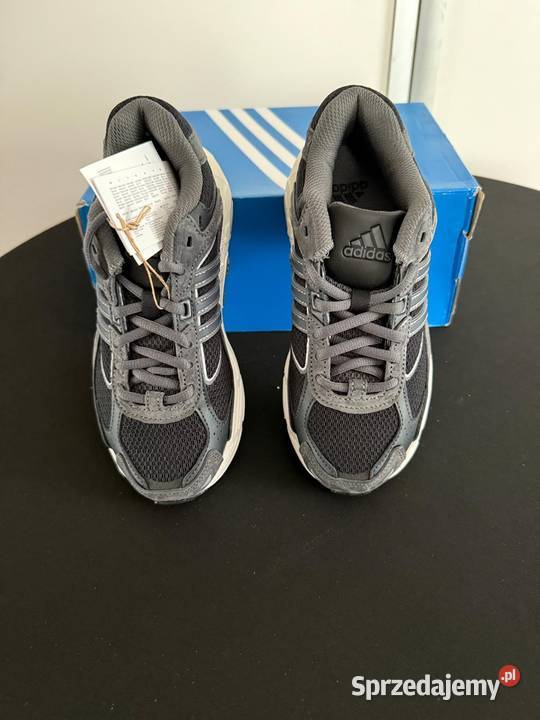 Obuwie adidas Originals Response CL EU 355 wielkopolskie Poznań sprzedam