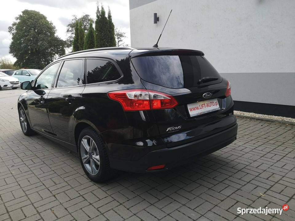 Ford Focus 10 12v 125 Klima Halogeny Isofix lakier metallic
