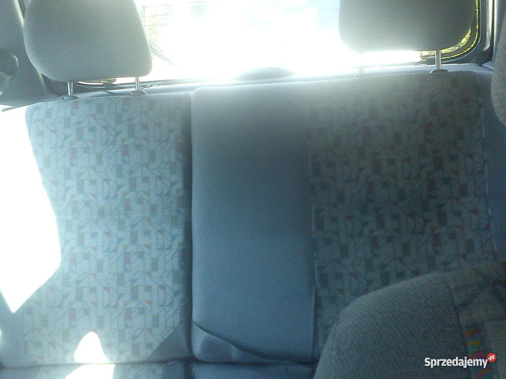 TOYOTA STARLET 14 XLi Warszawa