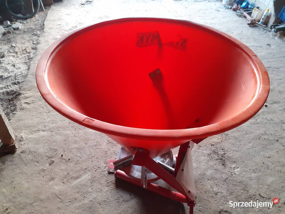 Sprzedam rozsiewacz do nawozu nieuszkodzony Garbowice sprzedam