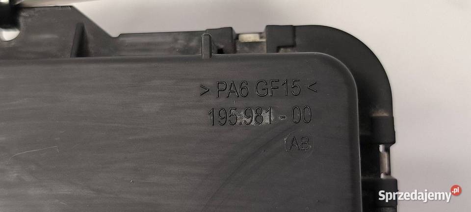 PRZETWORNICA JAGUAR XE X760 20 D 19597900AC Lipno