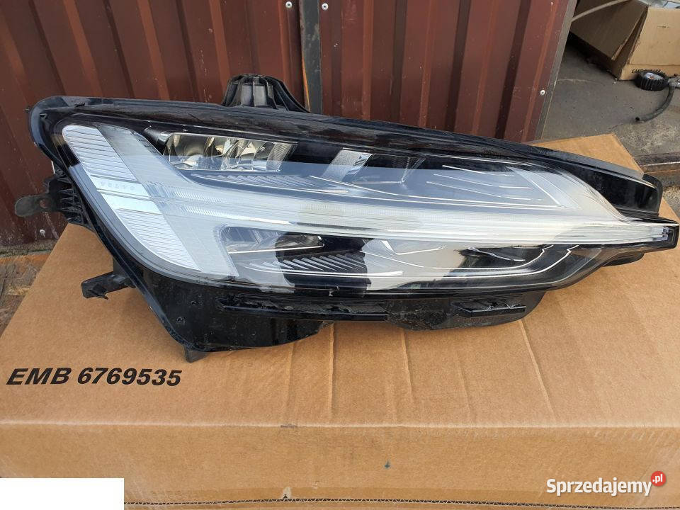 Volvo v60 s60 II reflektor prawy przód MID LED Kozubszczyzna