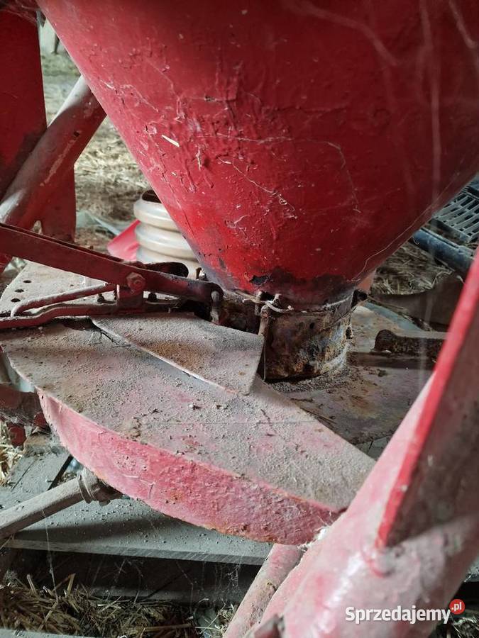 Rozsiewacz nawozów lejkowy Rozsiewacze nawozów Kielnarowa