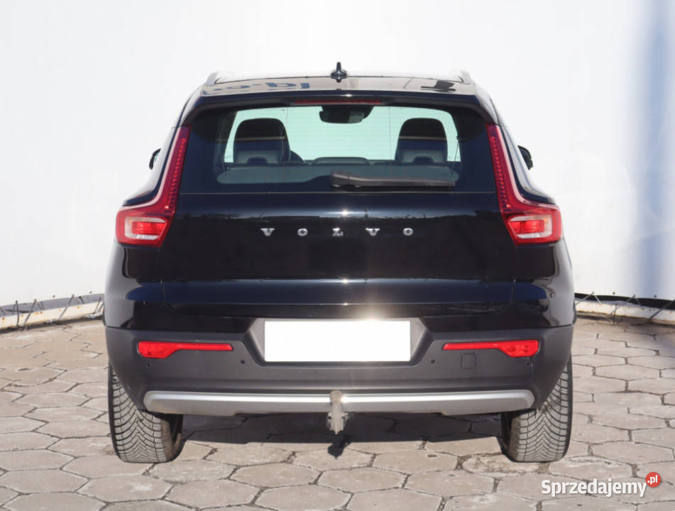 Volvo XC40 T3 relingi dachowe sprzedam