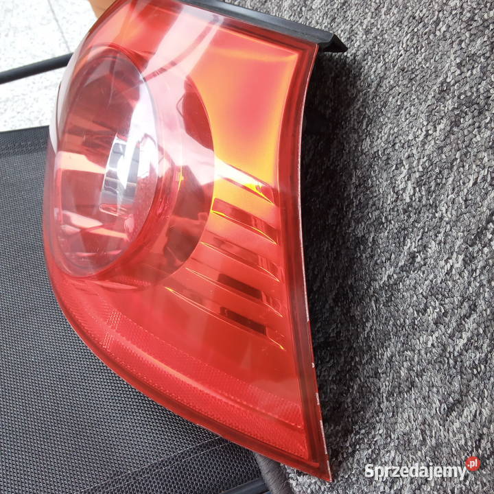 VW Golf V Lampa prawy tył tylna VALEO Europa Oświetlenie Części samochodowe