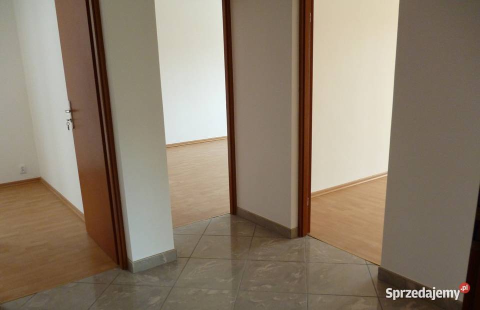 Obiekt wolnostojący biura pokoje pensjonat 8000m2 Gdynia