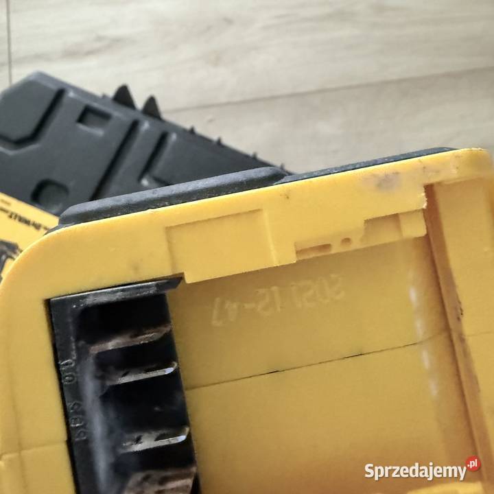 Sprzedam klucz udarowy Dewalt 899 Pozostałe Nowa Sól
