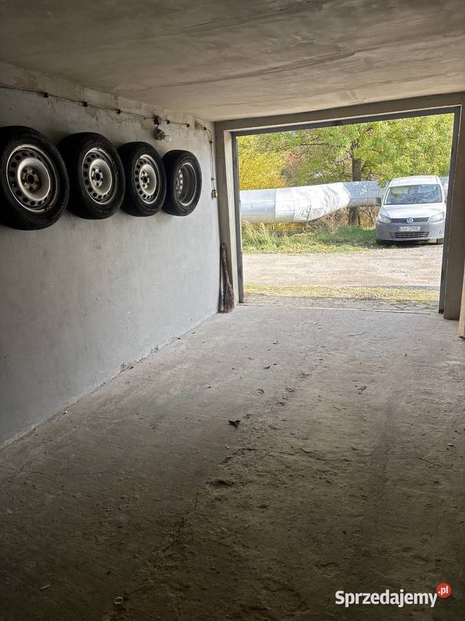 Wynajmę Garaż przy budynku świętokrzyskie sprzedam