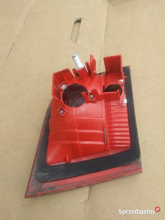 A38P4 Lampa klapy bagaznika Lubin sprzedam