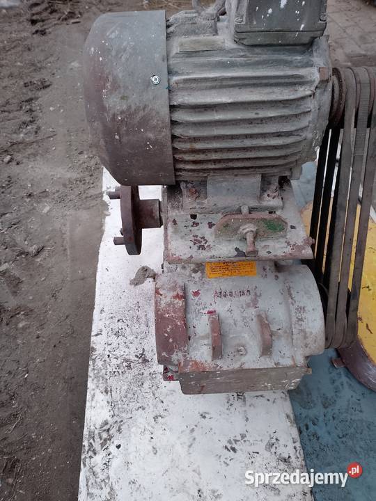 Przekładnia reduktor 325wd Borzęcin sprzedam