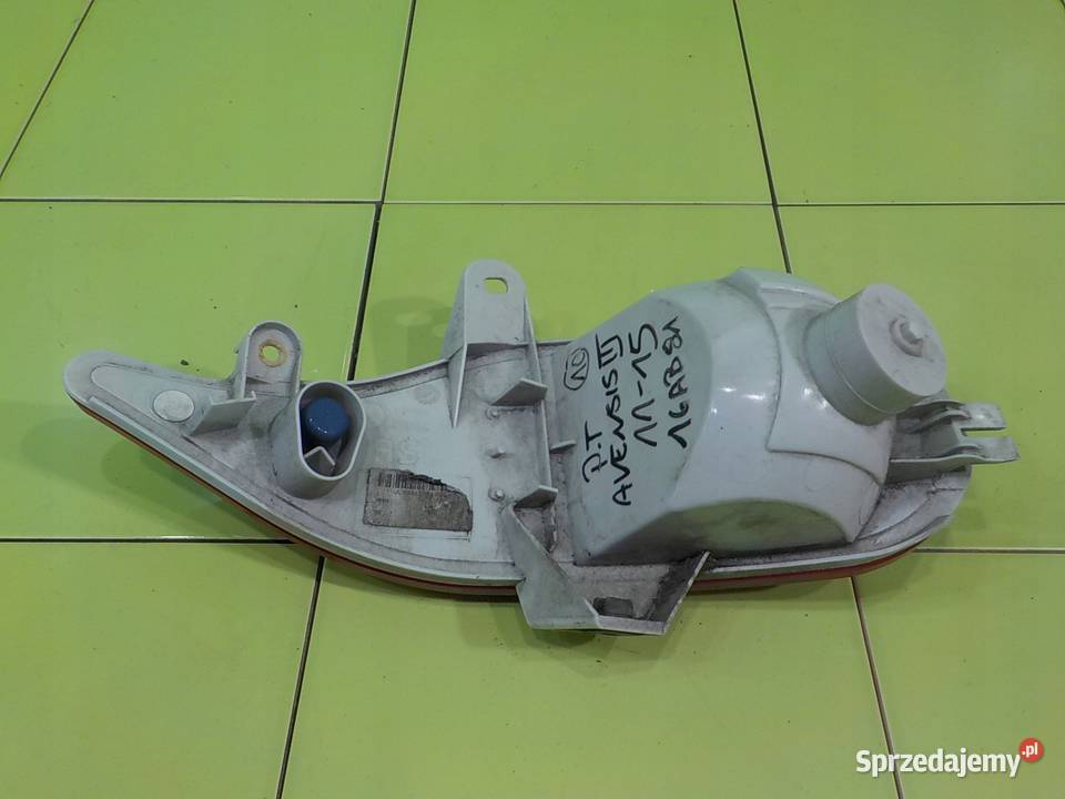 TOYOTA AVENSIS III T27 LIFT I 12r SEDAN 4D lampa osobowe Suków