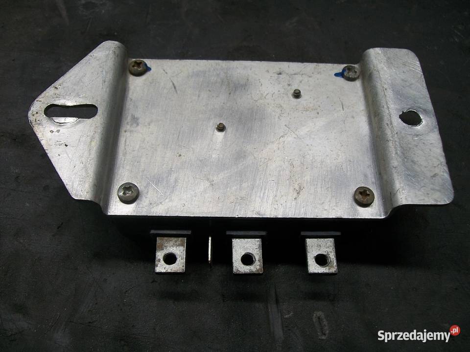 FIAT 126 126P REGULATOR NAPIĘCIA PRĄDNICY DSV90 Świerzawa