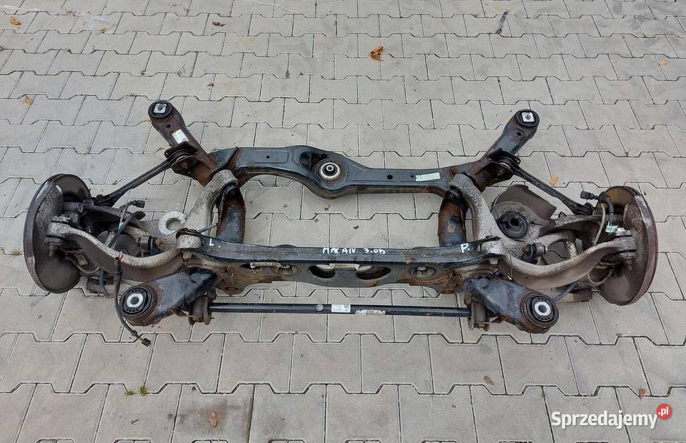 PORSCHE MACAN S 95B 30 TDI Belka zawieszenia tył