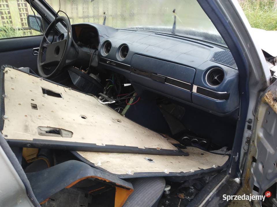 Mercedes w123 200D na części Szczecin sprzedam