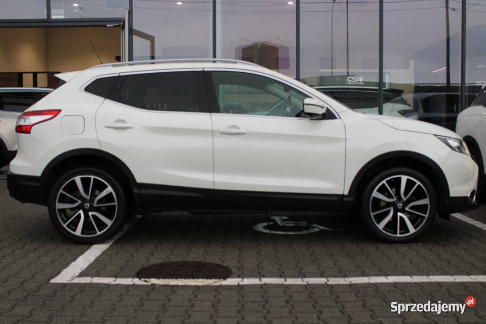 NISSAN Qashqai 2015r Salon Polska Kamera360 Rok produkcji 2015 sprzedam
