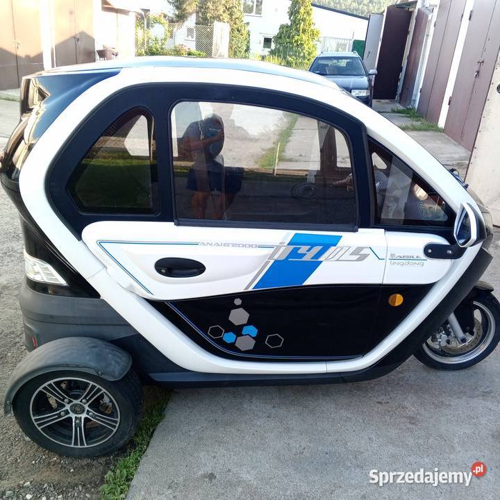 Pojazd elektryczny trójkołowy Rumia