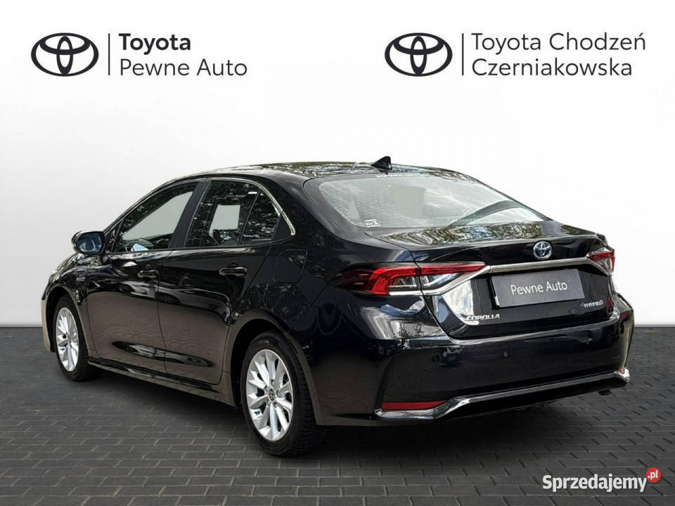 Toyota Corolla 18 Hybrid COMFORT TECH salon czarny Warszawa sprzedam