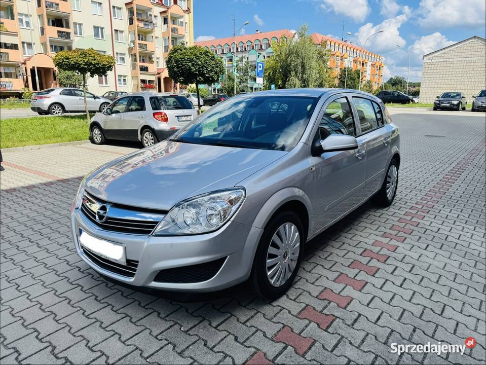 Opel Astra H 16 105 zadbane wnętrze brak korozji Mielec