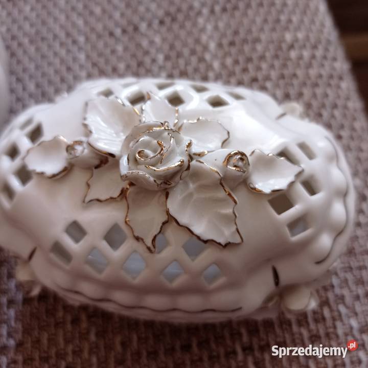 Sprzedam 2 małe dekoracyjne dzbanuszki z Starogard Gdański