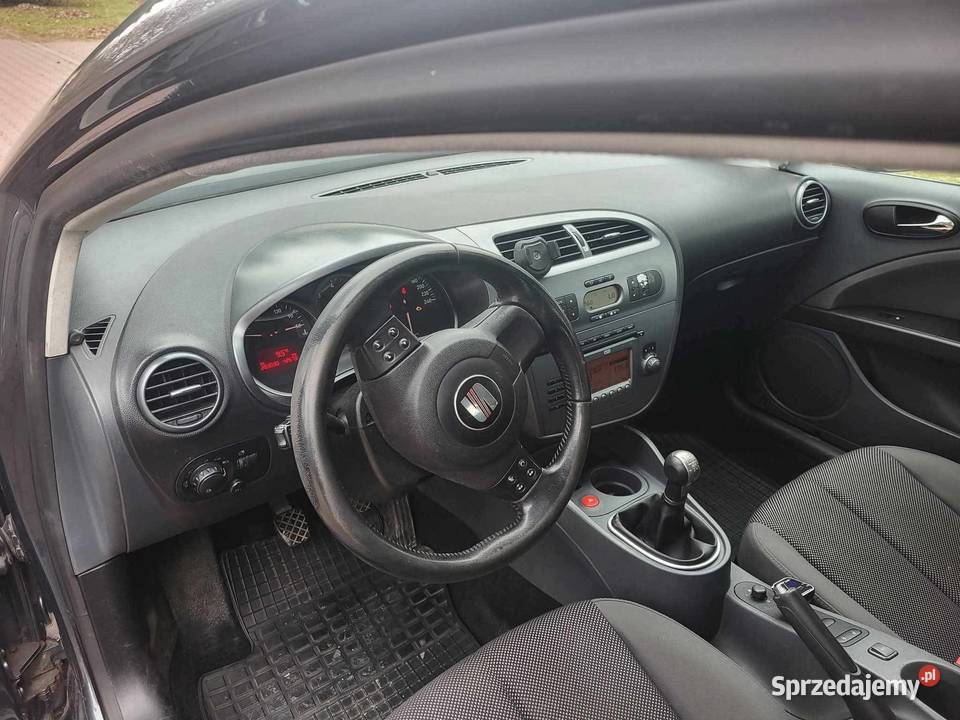 Seat Leon 20TDI Salon Polska pierwszy właściciel manualna Warszawa sprzedam