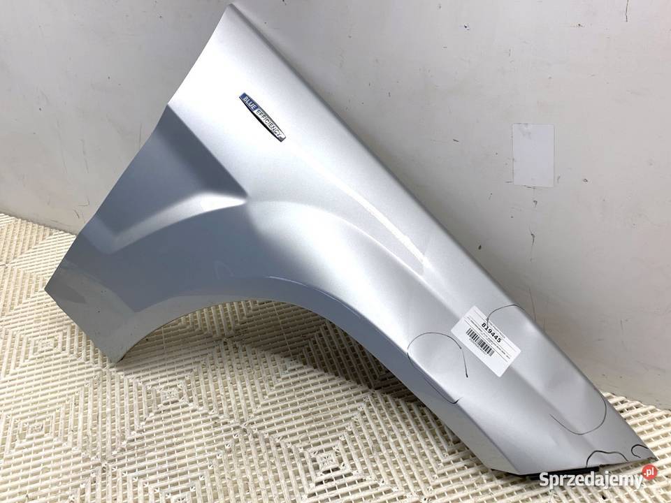 BŁOTNIK PRAWY PRZÓD MERCEDES X204 SUV 0815