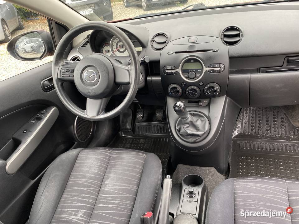 Mazda 2 z 2008r radio Samochody osobowe Paniówki sprzedam