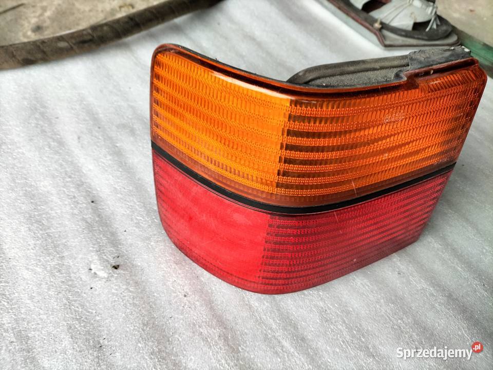 Volkswagen Jetta vento LAMPA TYLNA TYŁ LEWA
