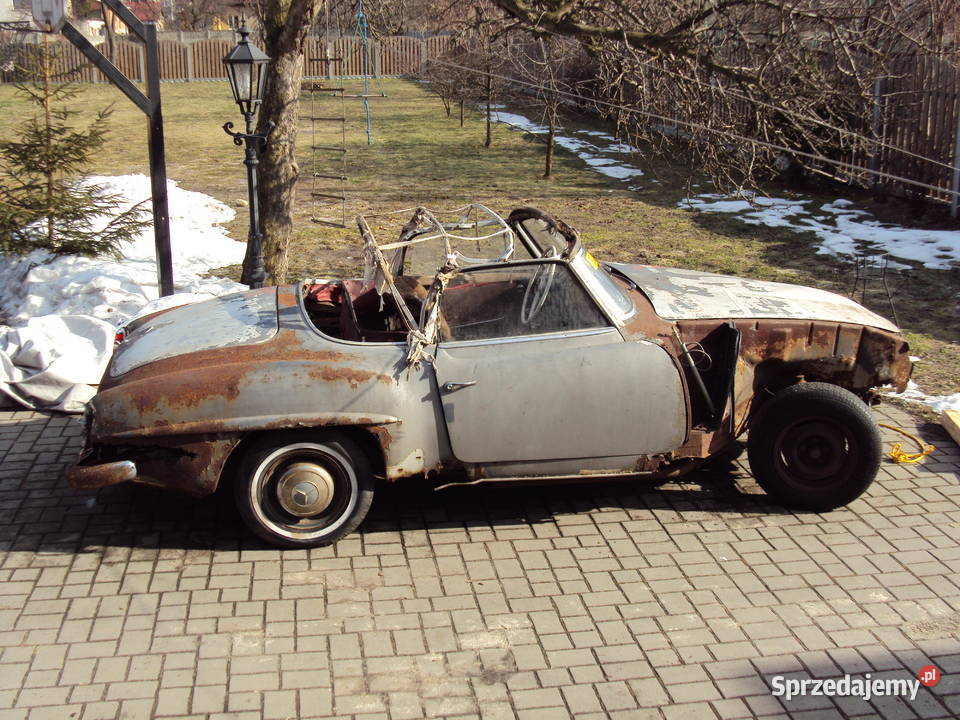 1957 MercedesBenz 190sl uszkodzony