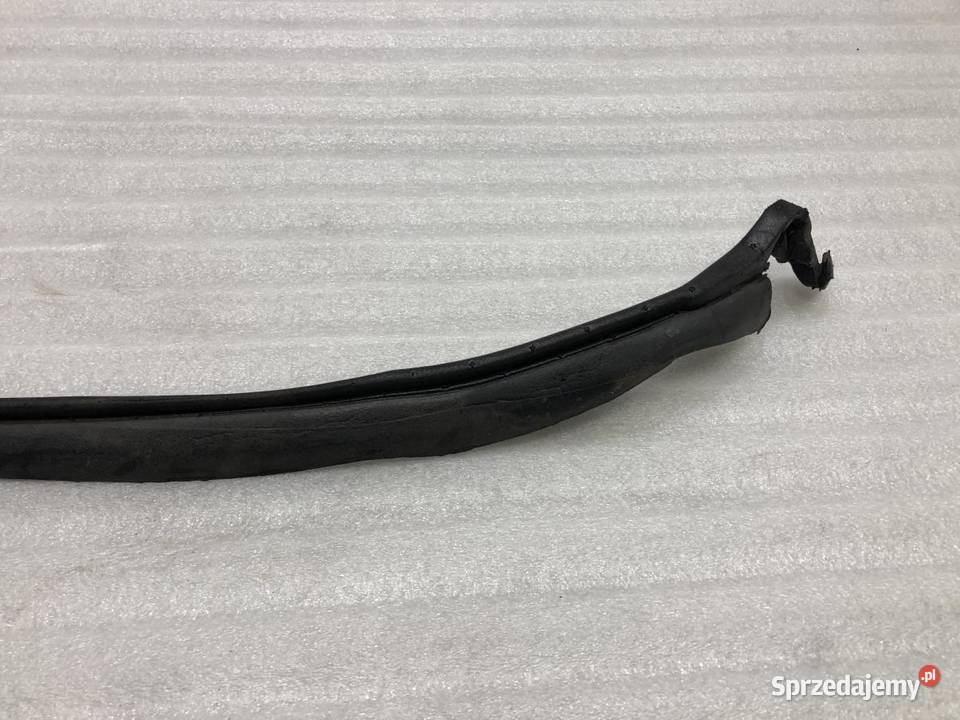 USZCZELKA ŚCIANY BOCZNEJ PRAWA BMW F31 7301070