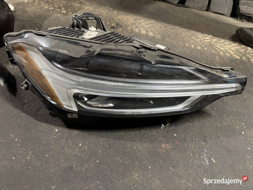 Lampa full led prawy przód volvo xc60 USA Mieszków