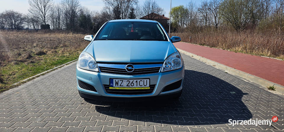 Opel Astra OPEL ASTRA H 14 90 66KW Błękitna manualna mazowieckie Zielonki-Parcela