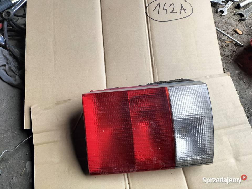 AUDI 80 B4 80B4 SEDAN LAMPA TYŁ TYLNA LEWA KLAPY lubelskie Kamień-Kolonia sprzedam