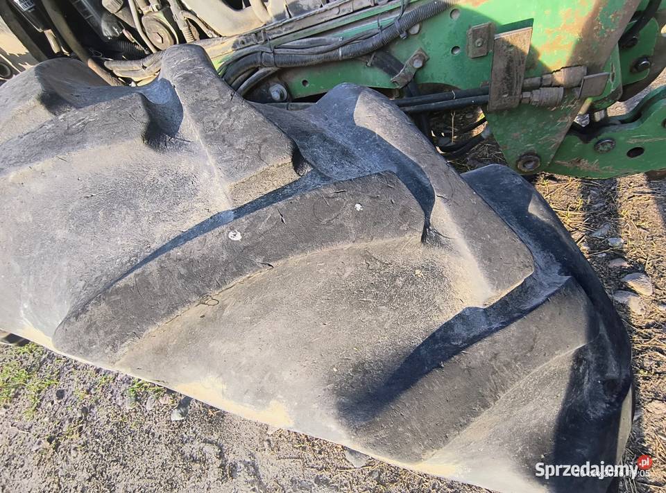 John Deere 6400
