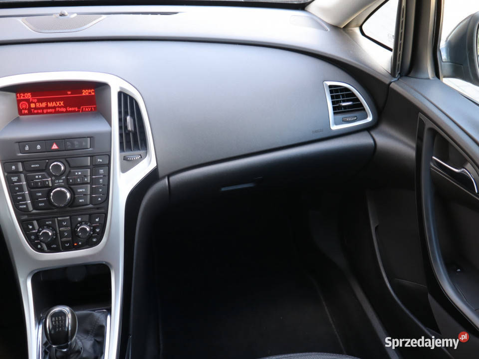 Opel Astra 14 T ASR (kontrola trakcji) Piaseczno