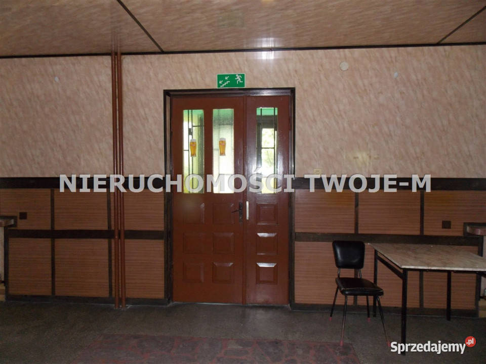 Dom wolnostojący 360m2 Ćmielów sprzedam