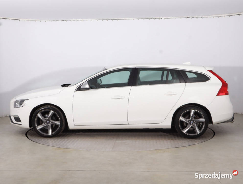 Volvo V60 T3 16 ESP Piaseczno