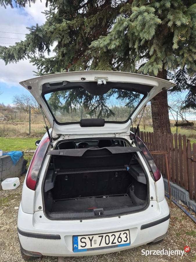 Opel Corsa 13 diesel 2005r nieuszkodzony Szczytna sprzedam