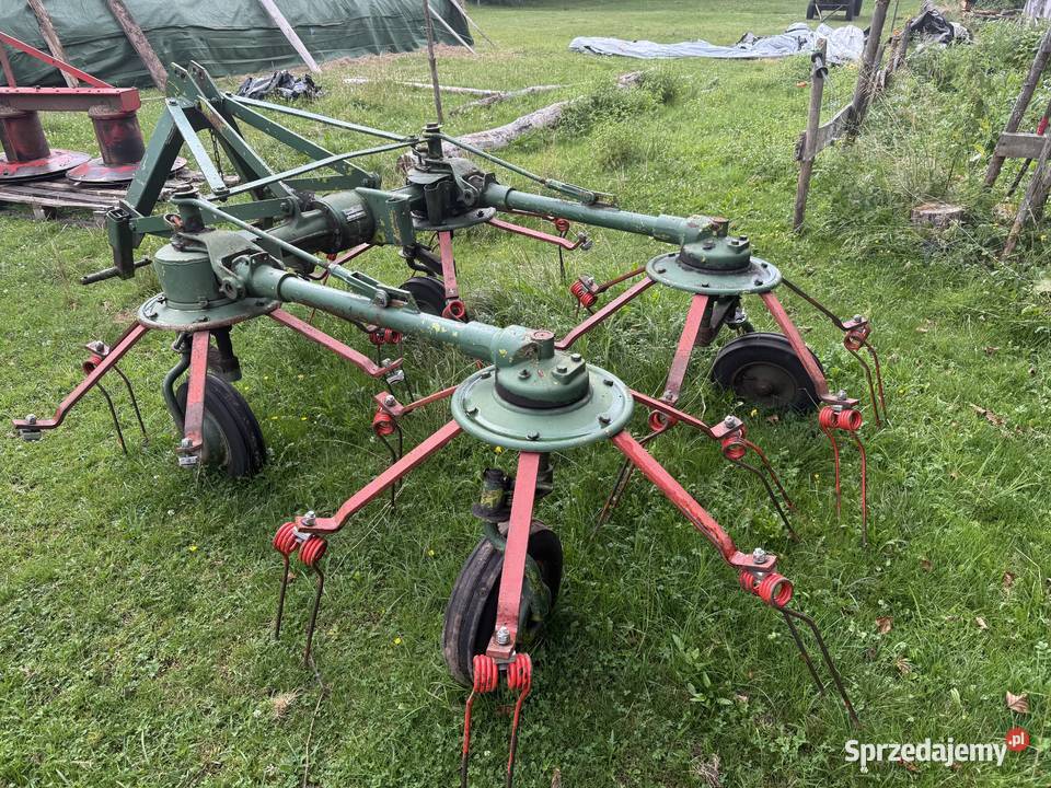 Sprzedam przetrząsarkę 4 gwiazdowo nieuszkodzony Sadowne
