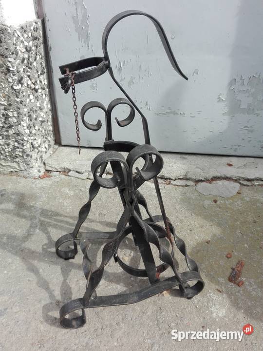 Kuty metalowy stojak na Wino Krosno