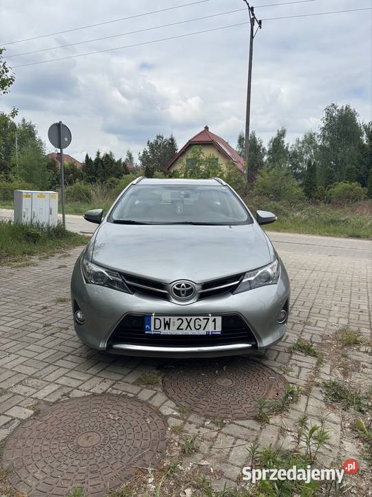 Toyota Auris 2 2014 światła do jazdy dziennej Wrocław sprzedam