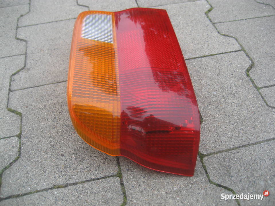 ford escort 9092r lampa tyl lewa prawa Rakoniewice sprzedam