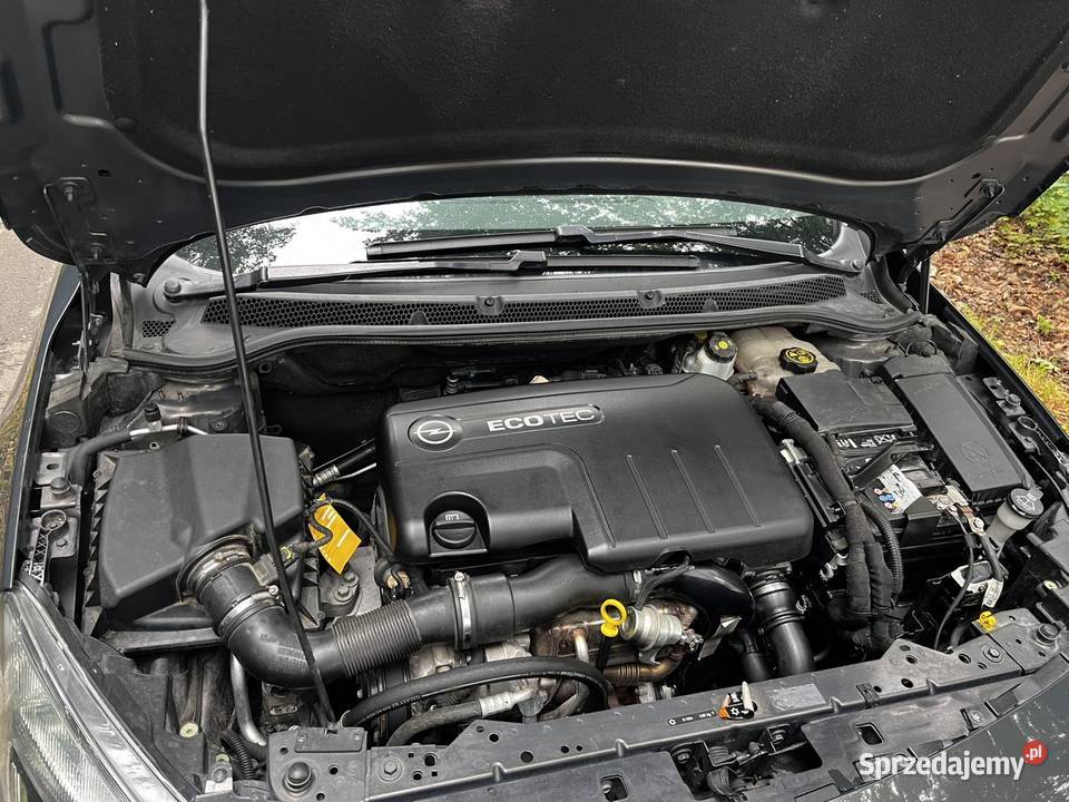 Opel Astra J nieuszkodzony świętokrzyskie Sandomierz