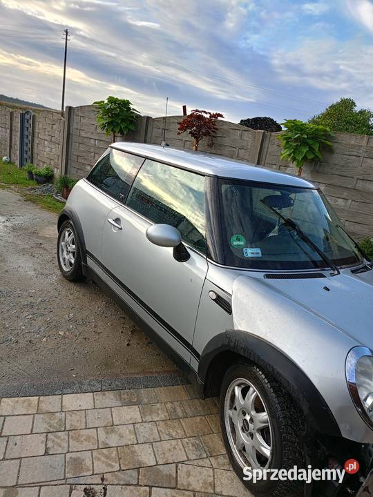 Sprzedam uszkodzonego Coopera Motoryzacja
