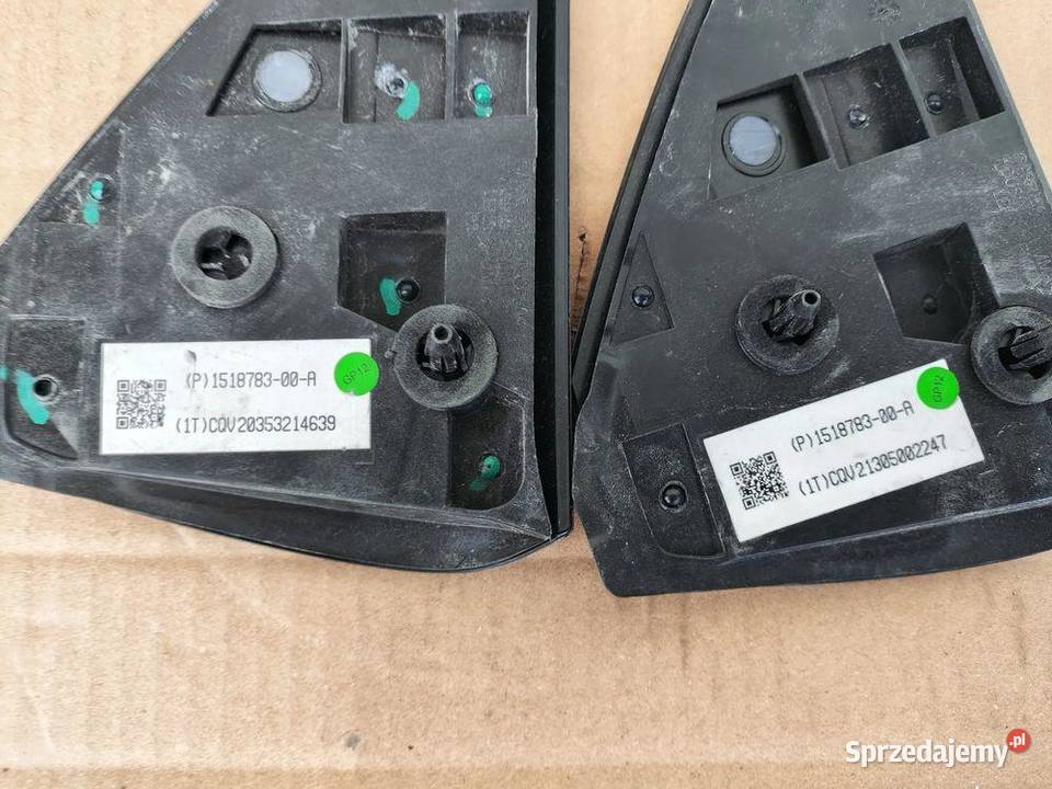 TESLA 3 Y ODBLASK LAMPY TYŁ PRAWEJ sprzedam