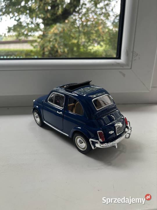Bburago Fiat 500L 1968 Model samochodu w skali śląskie Jaworzno