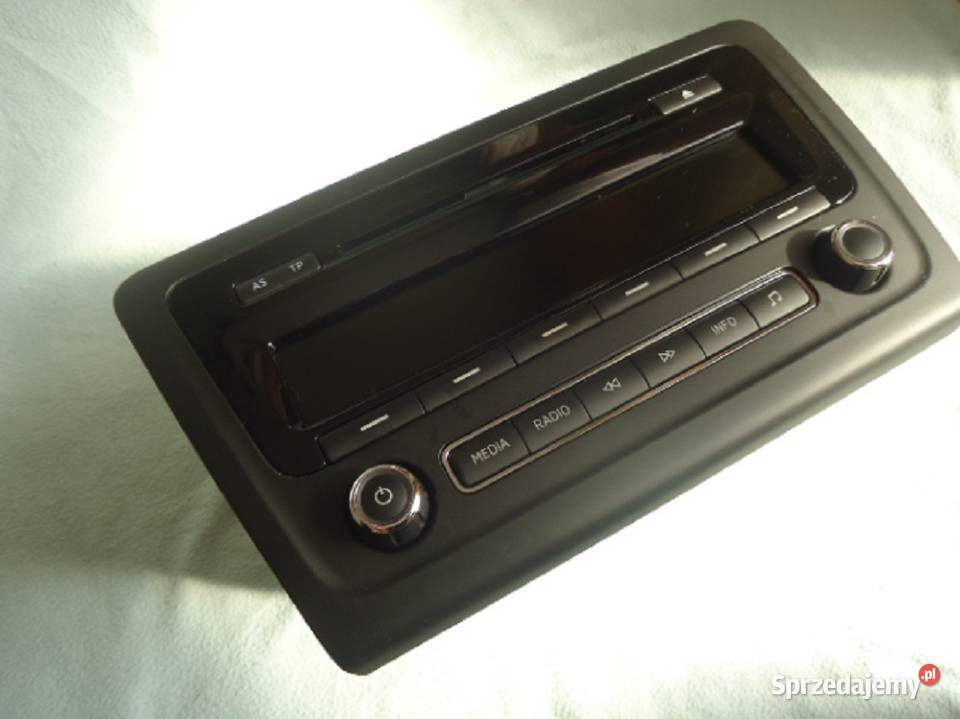 RADIO MP3 5J0035161E ORYGINALNE SKODA wyposażenie elektryczne Jaworzno sprzedam