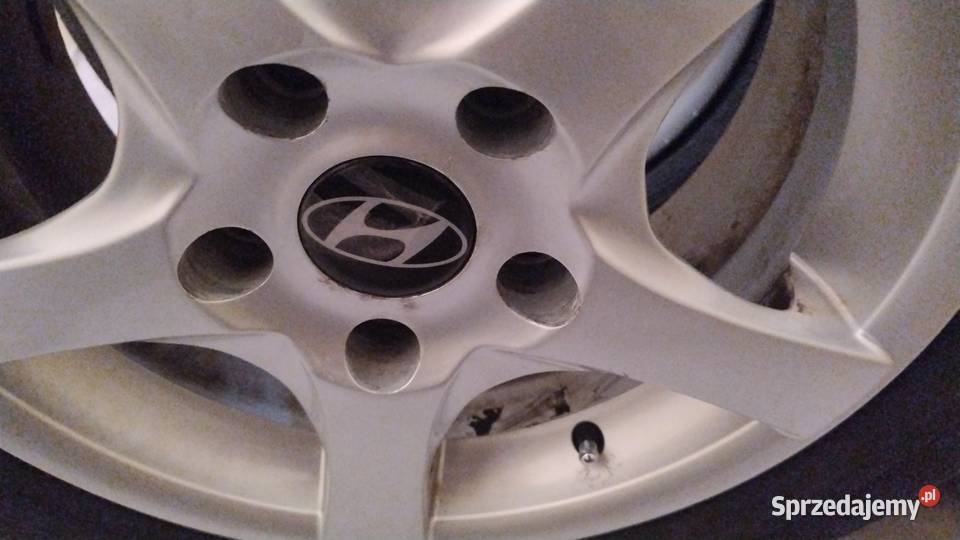 Huindai i30 felgi aluminiowe opony zimowe podkarpackie Rzeszów sprzedam